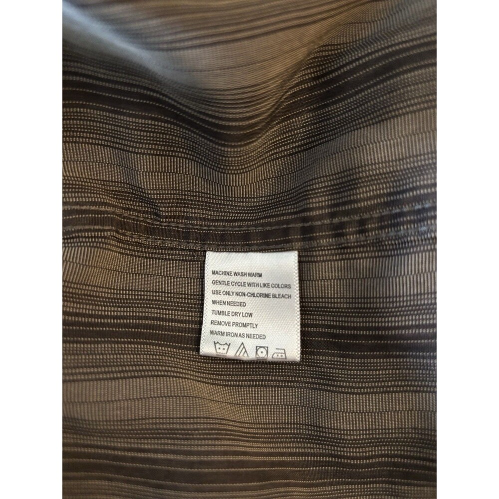 Haggar Mens Long Sleeve Button Down Black & Gray Stripe Shirt Sz XL Microfiber - Picture 7 of 7